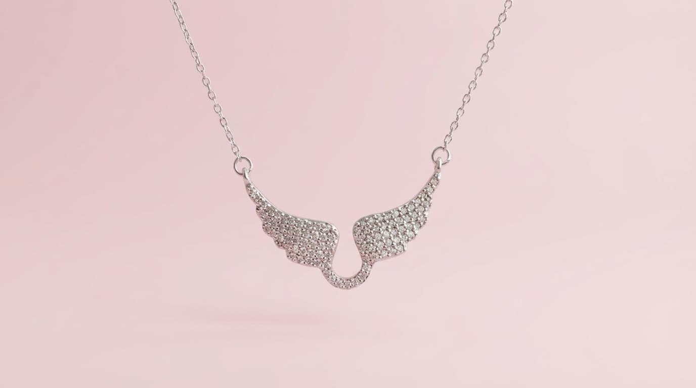 Collar alas plateada